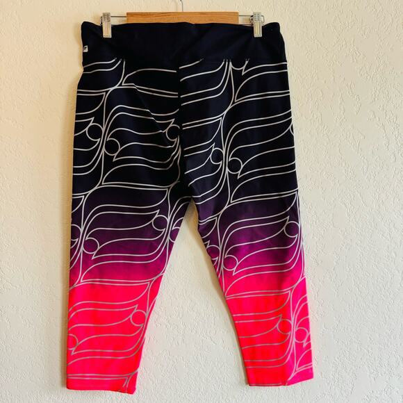 Fabletics | black purple and pink leggings crops - Picture 4 of 4